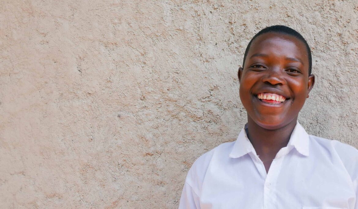 ANGELIQUE’S STORY: ALUMNI CAMPAIGN TO GET GIRLS BACK IN SCHOOL